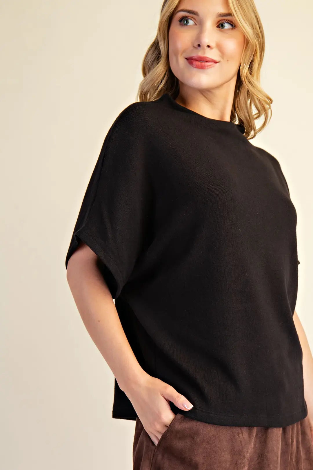 Mock Neck Short Sleeve Pullover Knit Top