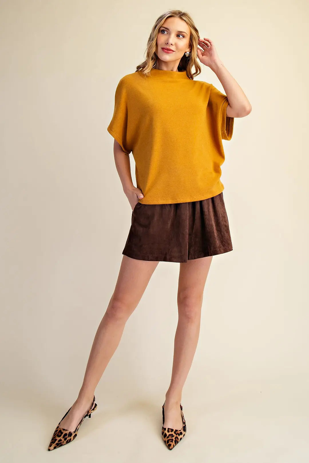 Mock Neck Short Sleeve Pullover Knit Top
