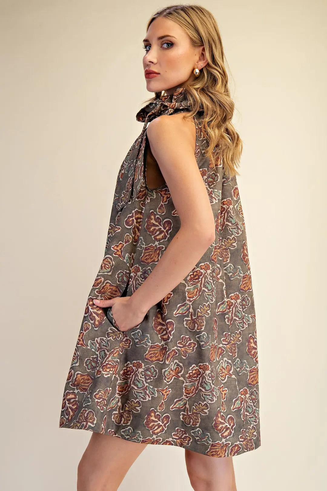 Ruffle Tie Neck Sleeveless Floral Print Mini Dress
