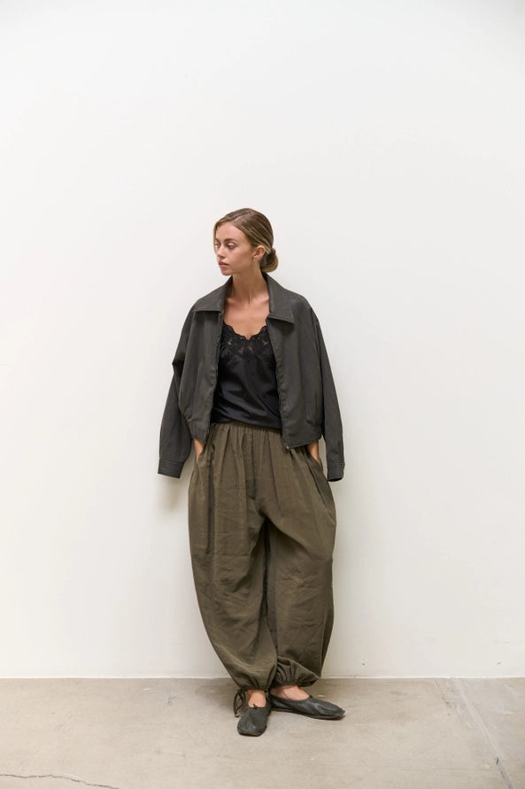 Deep Olive Pleated Waist Balloon Pants