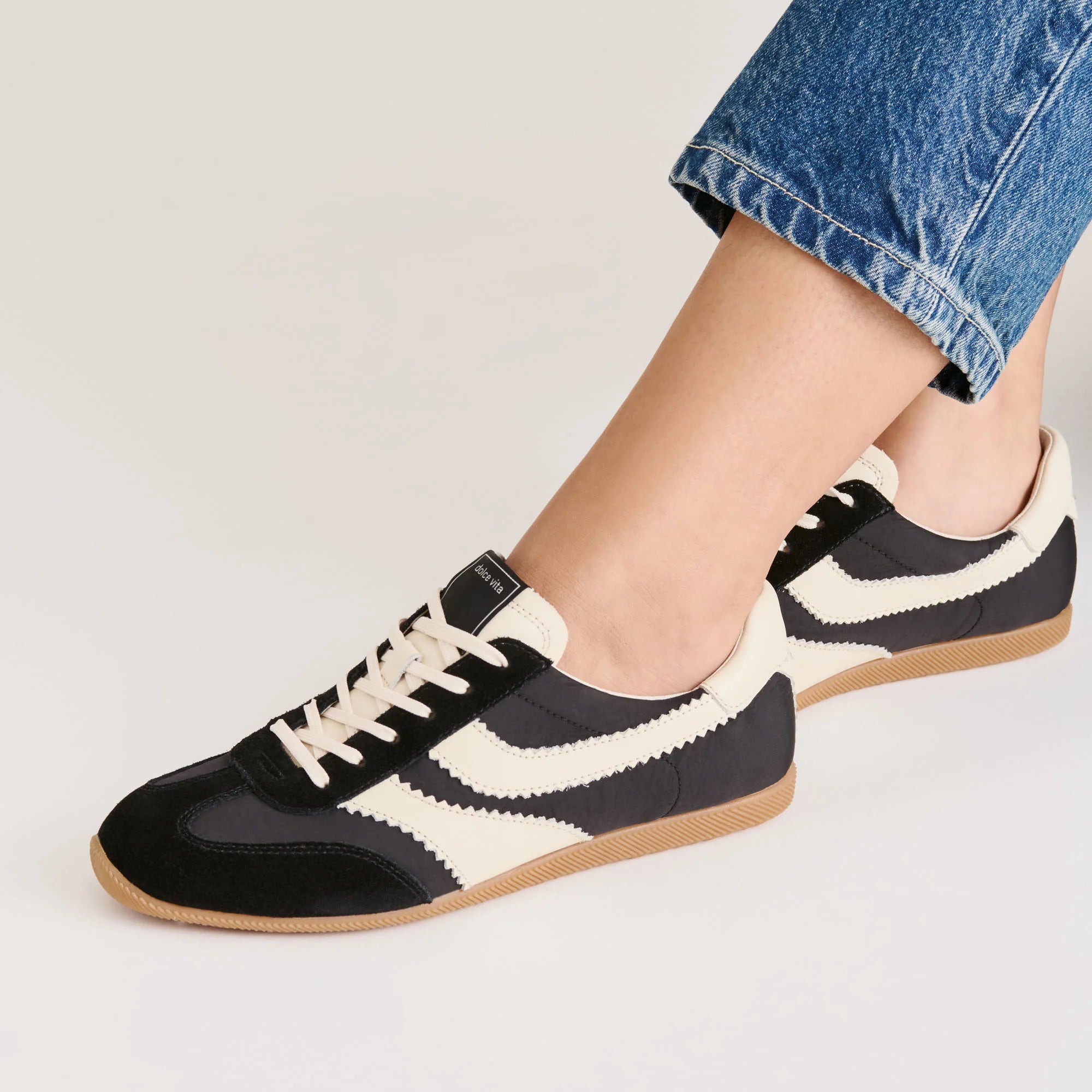 Dolce Vita Limit Sneaker