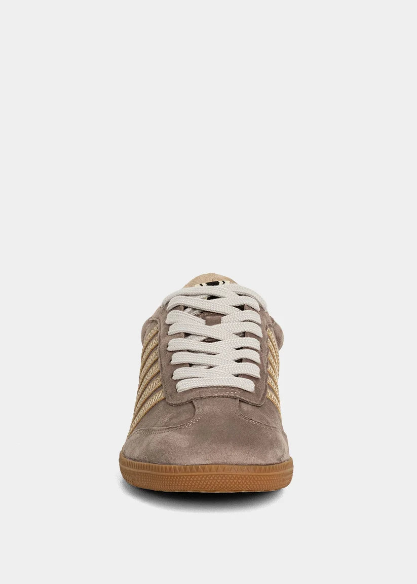Stevie Sneaker
