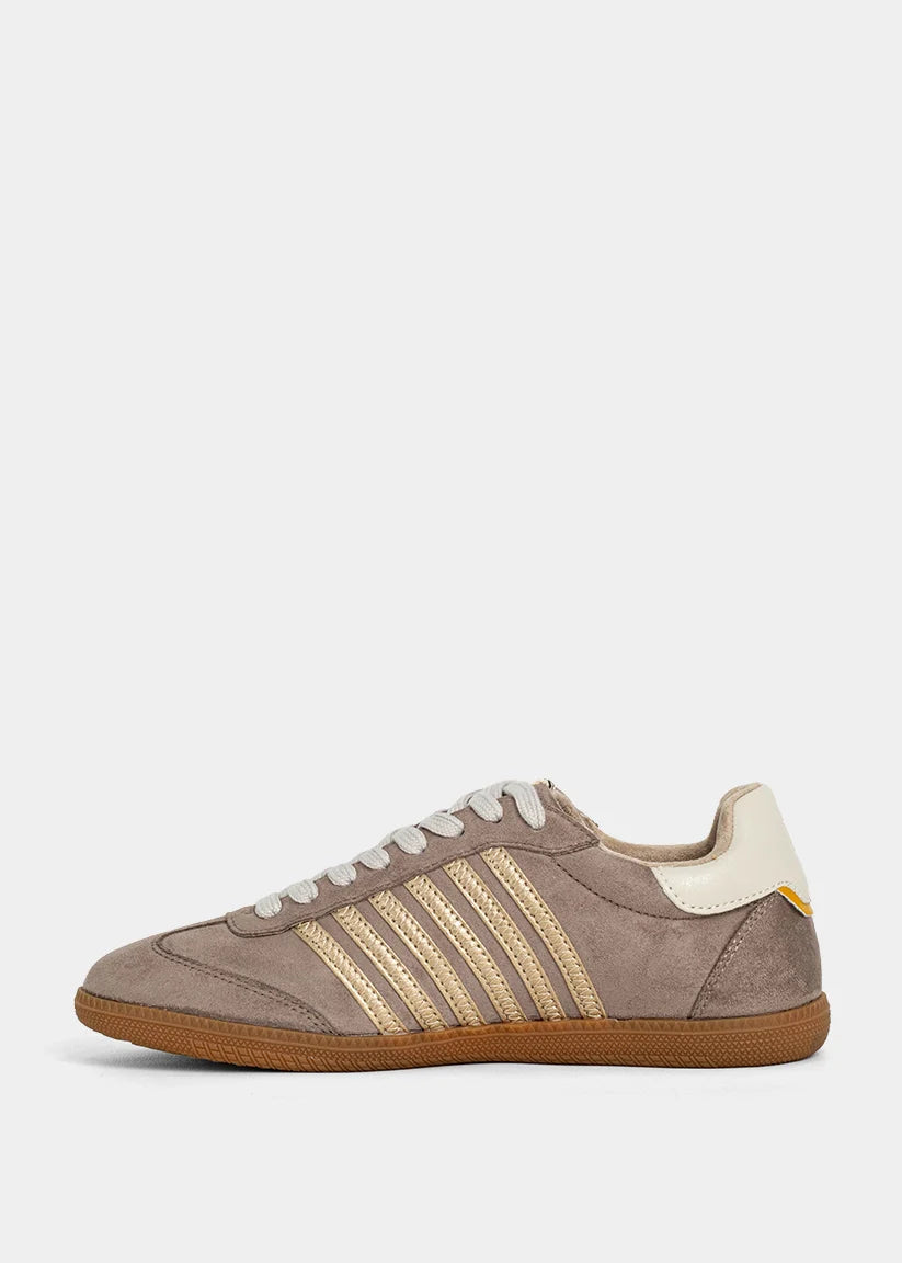 Stevie Sneaker