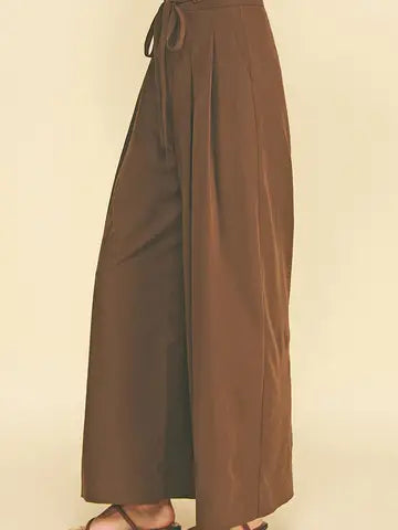 Brown Pleated Detail Wide Leg Pants