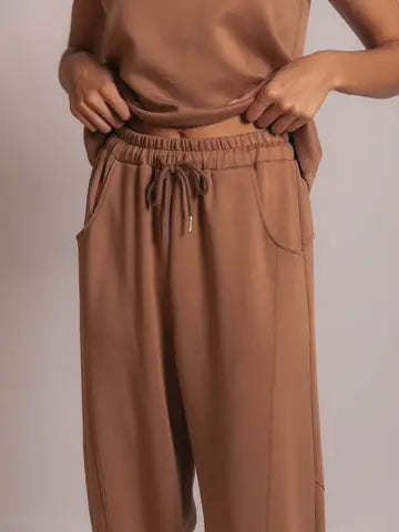Barrell Leg Pull on Pants