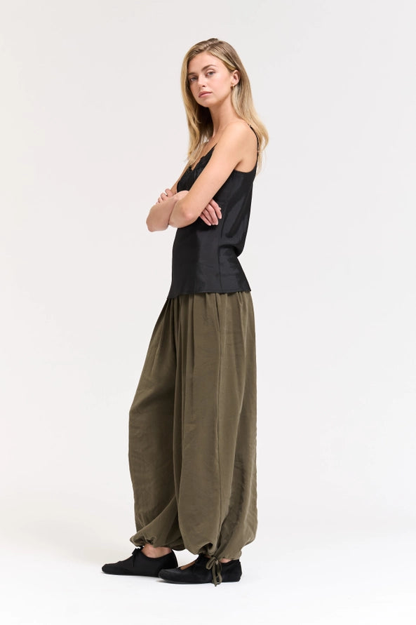 Deep Olive Pleated Waist Balloon Pants